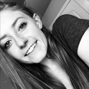 Meet your Posher, Haylie